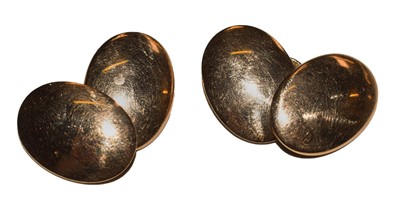 Lot 50 - A pair of 9 carat rose gold cufflinks
