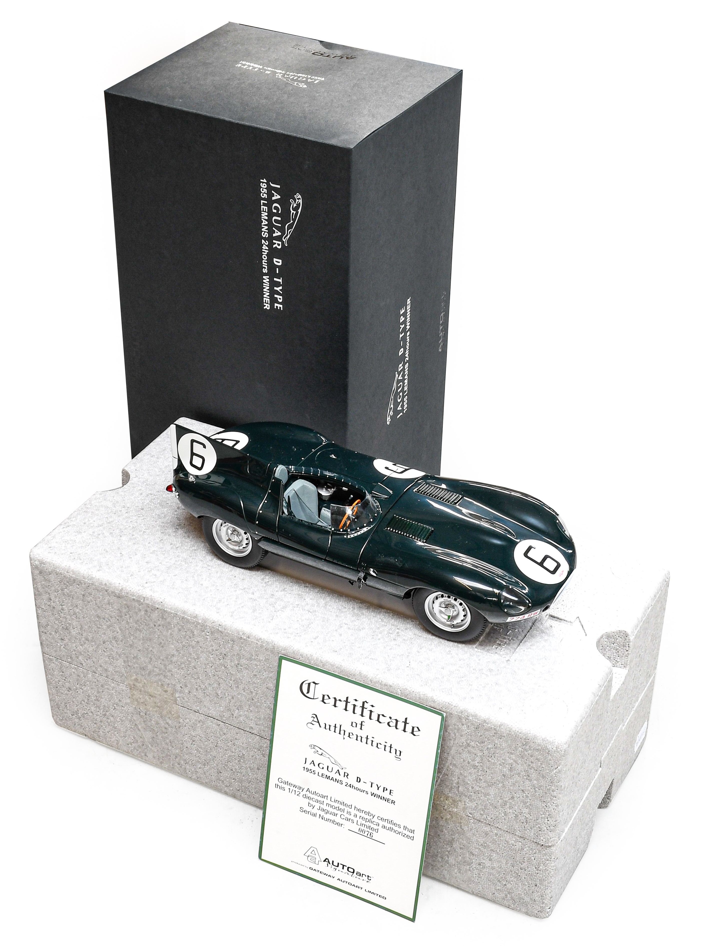 オートアート1/12 Jaguar D-TYPE 1955 Le Mans Lot 158 - Auto Art 1:12 Scale Jaguar D-Type 1955 Le
