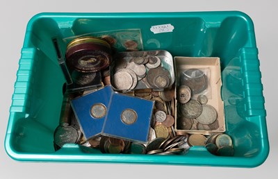 Lot 280 - Assorted British and World Coins, to include:...