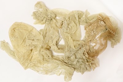 Lot 2090 - Assorted Late 19th/Early 20th Century Lace,...
