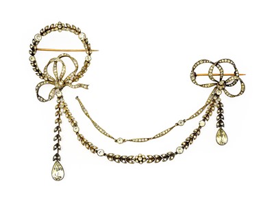 Lot 1004 - An Edwardian white paste brooch, circa 1900,...