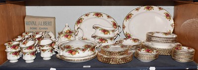 Lot 184 - A Royal Albert Old Country Roses tea/dinner...