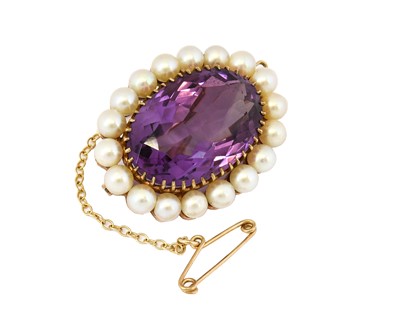 Lot 1097 - A 9 carat gold amethyst and cultured pearl...