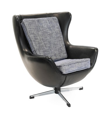 Lot 321 - A 1970s Parker Knoll Child's Blofeld Type...