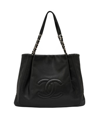 Lot 3008 - Circa 2011 Chanel Black Leather Shoulder Bag,...