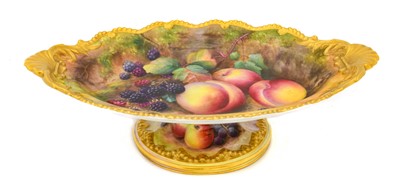 Lot 33 - {} A Royal Worcester Porcelain Oval Dish,...