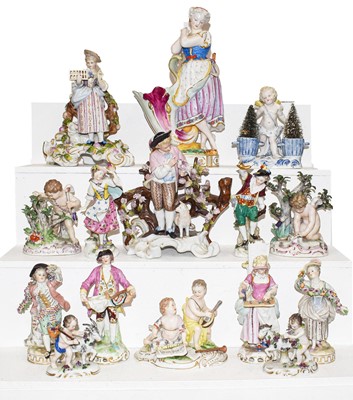 Lot 260 - A large quantity of continental porcelain...