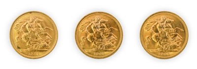 Lot 153 - Elizabeth II, Sovereigns (3), 1967, young head...