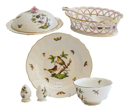 Lot 276 - A collection of Herend porcelain in the...