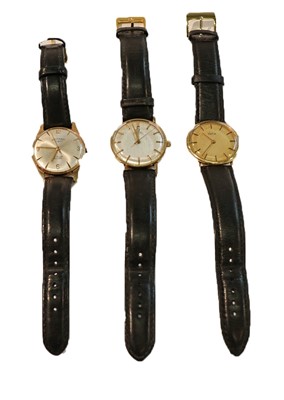Lot 205 - A 9 carat gold Rotary wristwatch, Vetta 18...