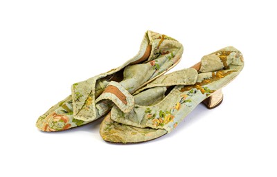 Lot 2019 - Pair of Late 18th Century Silk Shoes in pale...