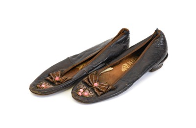 Lot 2025 - A Pair of Lady's Leather Pumps by Peter Yapp,...