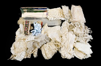 Lot 2138 - Assorted Lace and Decorative Trimmings,...