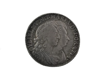 Lot 140 - ♦William and Mary, Shilling 1693, obv....