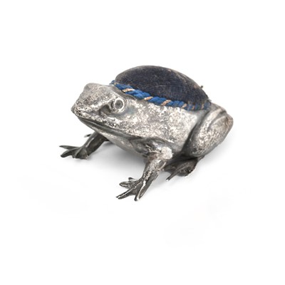 Lot 2068 - A Victorian Silver Novelty Pin-Cushion