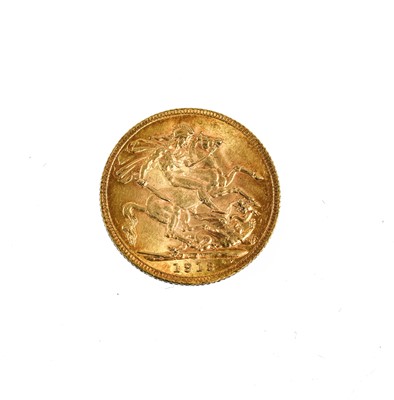 Lot 262 - George V, Sovereign 1913, obv. bare head left,...