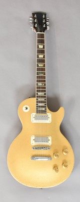 Lot 120 - Electric Guitar