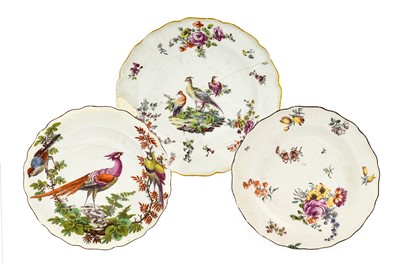Lot 32 - A Chelsea Porcelain Dish, circa 1760, painted...