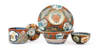Lot 71 - An Arita Porcelain Bowl and Cover, late 19th...