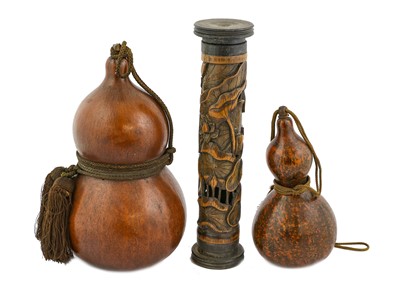 Lot 97 - A Japanese Powder Flask, late 19th century, as...