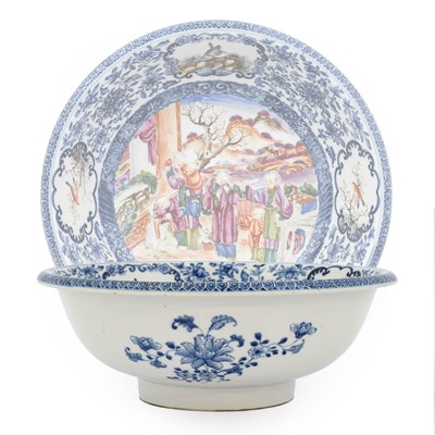 Lot 3 - A Chinese Porcelain Basin, Qianlong, painted...