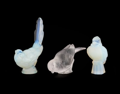 Lot 26 - An Art Deco Sabino Opalescent Glass Mocking...