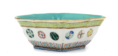 Lot 2 - A Chinese Porcelain Bowl, Tongzhi reign mark...