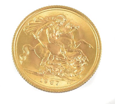 Lot 284 - Elizabeth II Sovereign 1967, obv. young head...
