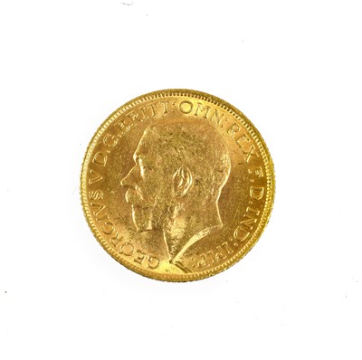 Lot 265 - 3 x George V, Sovereigns: 1913, 1914 and 1922P,...