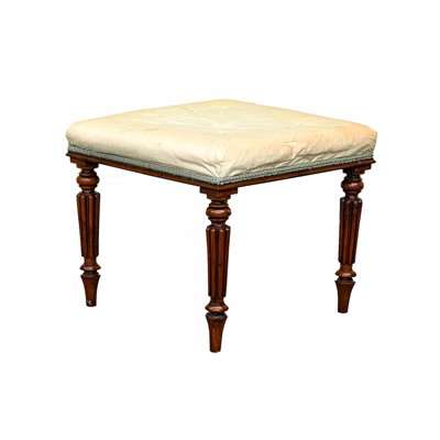 Lot 592 - Gillows of Lancaster: A Mahogany Dressing...