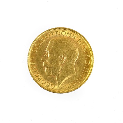 Lot 264 - 3 x George V, Sovereigns 1913, obv. bare head...