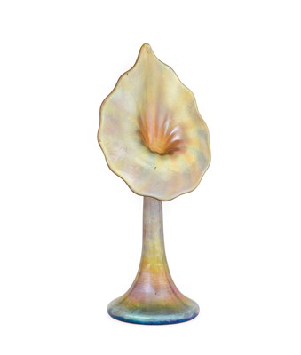 Lot 54 - An Art Nouveau Steuben Aurene Iridescent Glass...