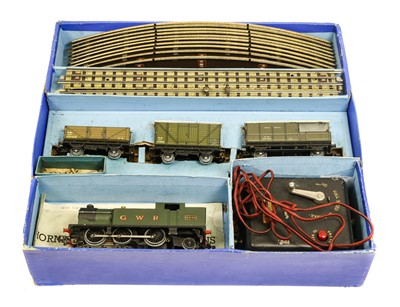 Lot 81 - Hornby Dublo 3-Rail EDG7  Tank Goods Set