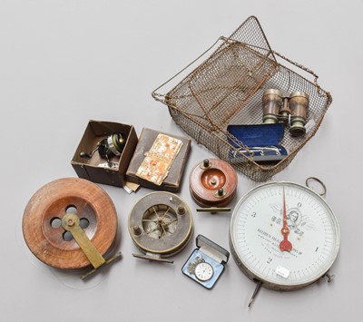 Lot 10 - A Collection Of Various Items