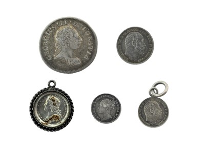 Lot 76 - Maundy Oddments, comprising: George III 4d...
