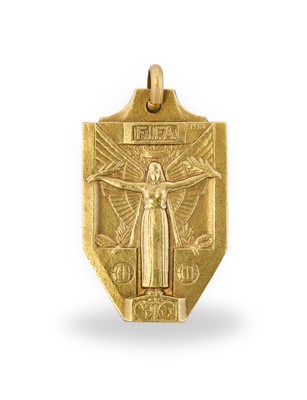 Lot 1 - Alan Ball's 1966 World Cup Winners Medal