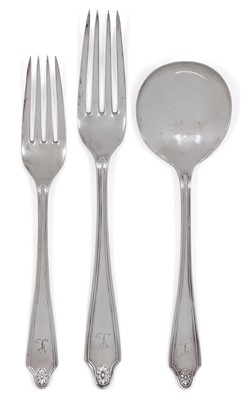 Lot 2212 - A George V Silver Table-Service
