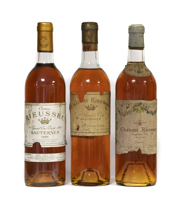Lot 5028 - Château Rieussec, 1959 Sauternes (one bottle),...