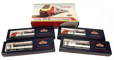 Lot 135 - Bachmann OO Gauge 32601 Class 220 Virgin Voyager