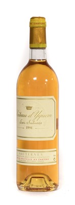 Lot 5032 - Château d'Yquem Lur Saluces, 1991 Sauternes...