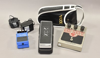 Lot 135 - Guitar Pedals