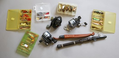 Lot 7 - A Collection of Spinning Tackle