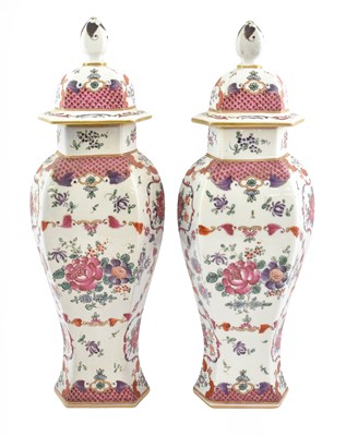 Lot 286 - A Pair of Samson of Paris Porcelain Vases and...