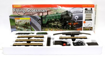 Lot 150 - Hornby (China) OO Gauge R1039 Flying Scotsman Set