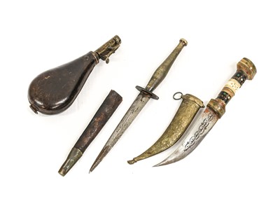 Lot 164 - A Second World War Fighting Knife, Second...