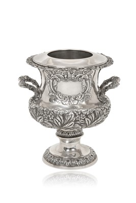 Lot 2064 - A George IV Irish Silver Wine-Cooler and Silver Plate Liner