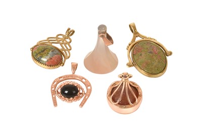 Lot 2078 - An Edward VII Gold-Mounted Fob-Seal and Two Gold-Mounted Fob-Ornaments