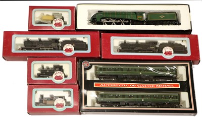 Lot 119 - Dapol OO Gauge Locomotives
