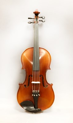 Lot 3 - Viola