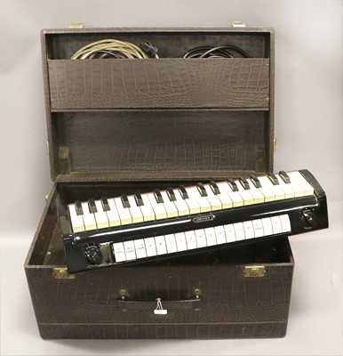 Lot 53 - Univox Portable Electric Organ Model J6